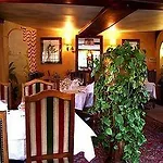 Hotel Logis Restaurant Du Cheval Blanc