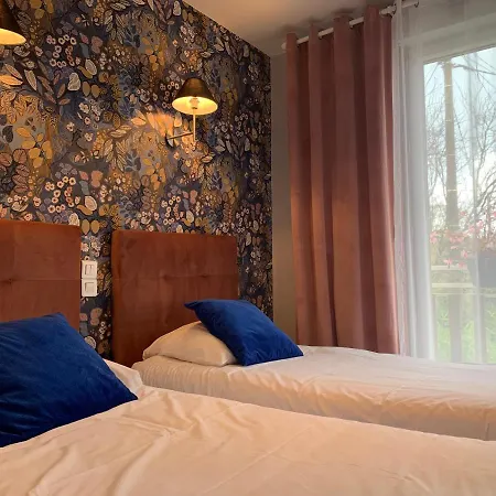 Logis Restaurant Du Cheval Blanc Hotel Crèvecoeur-en-Auge