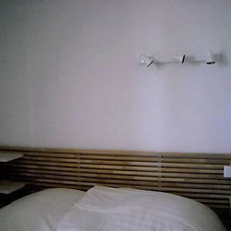 Logis Restaurant Du Cheval Blanc Crèvecoeur-en-Auge