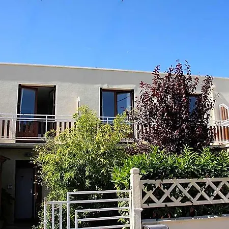 Logis Restaurant Du Cheval Blanc 호텔 크레브꾀르엉노즈