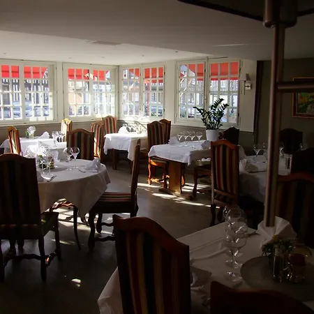 Logis Restaurant Du Cheval Blanc Szálloda