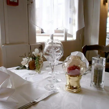Hotel Du Cheval Blanc