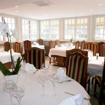 Hotel Du Cheval Blanc