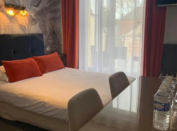 Hotel Du Cheval Blanc 3*