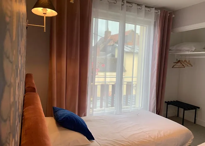 Hotel Du Cheval Blanc Crèvecoeur-en-Auge