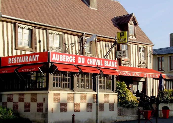 Du Cheval Blanc Crèvecoeur-en-Auge